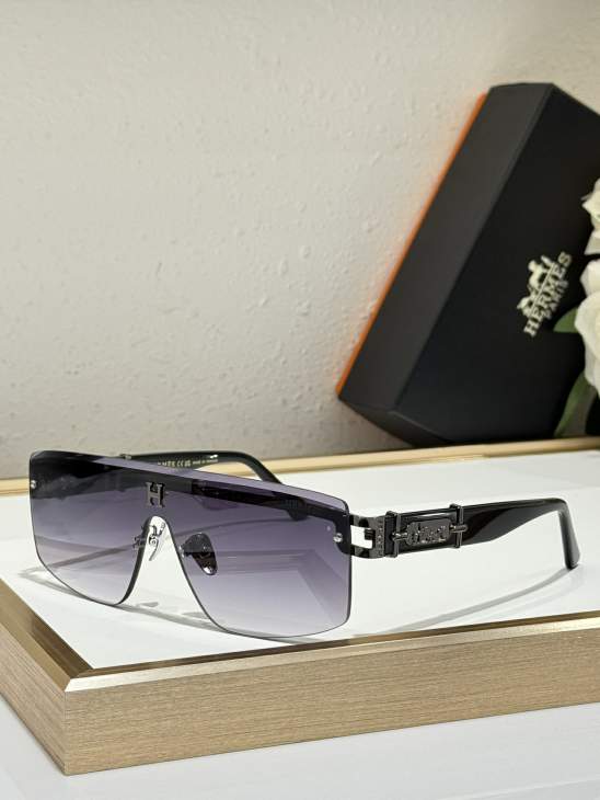 Picture of Hermes Sunglasses _SKUfw72123698fw